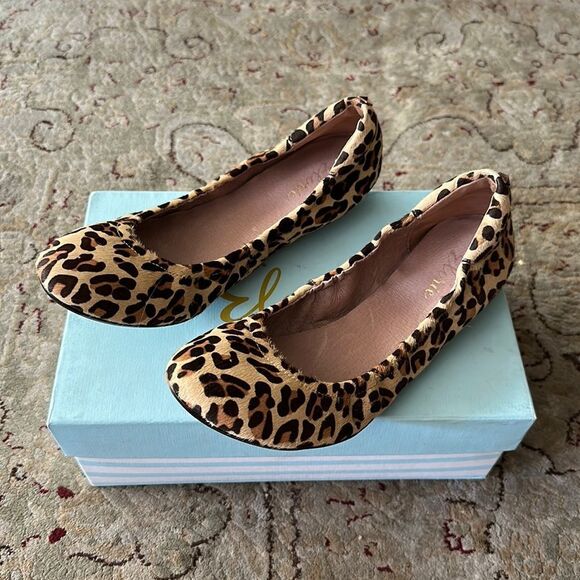 Elorie Shoes - Elorie cheetah print flats.